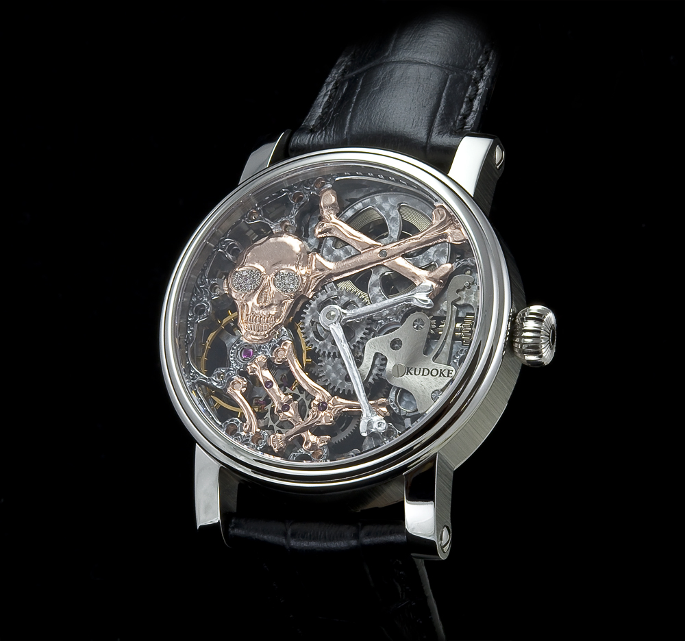 The true skeleton watch KUDOKE Real Skeleton Core Sector Communique