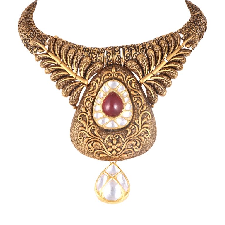 Celebrate Dhanteras with Sunar Jewels